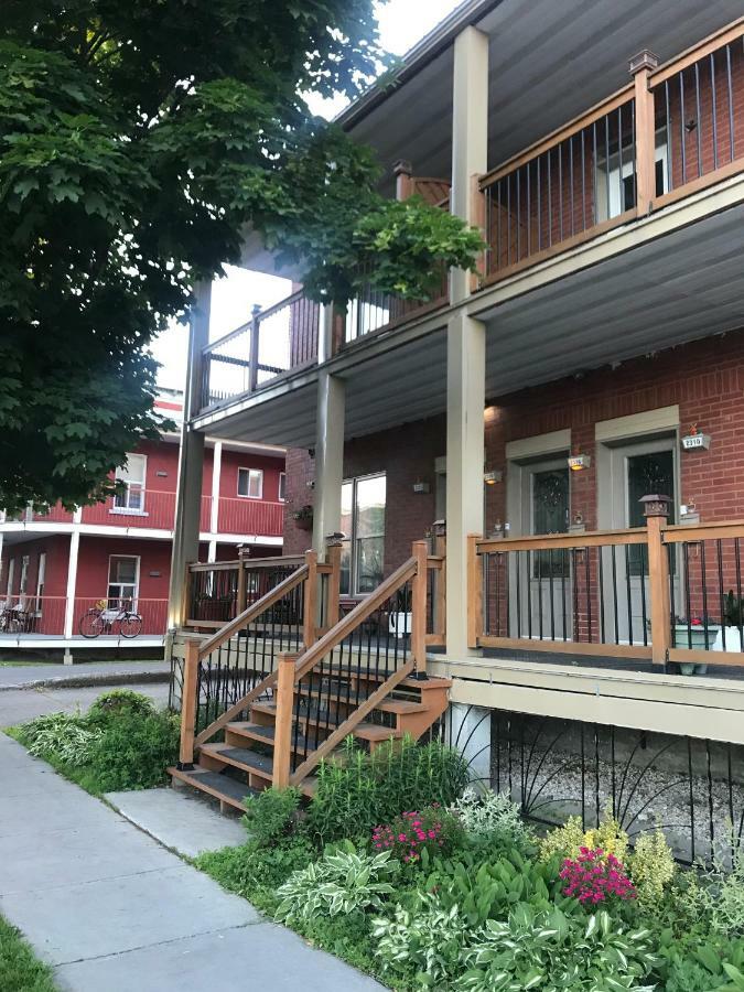 Le 2316-1 Un Apartment Saint-Hyacinthe Ngoại thất bức ảnh